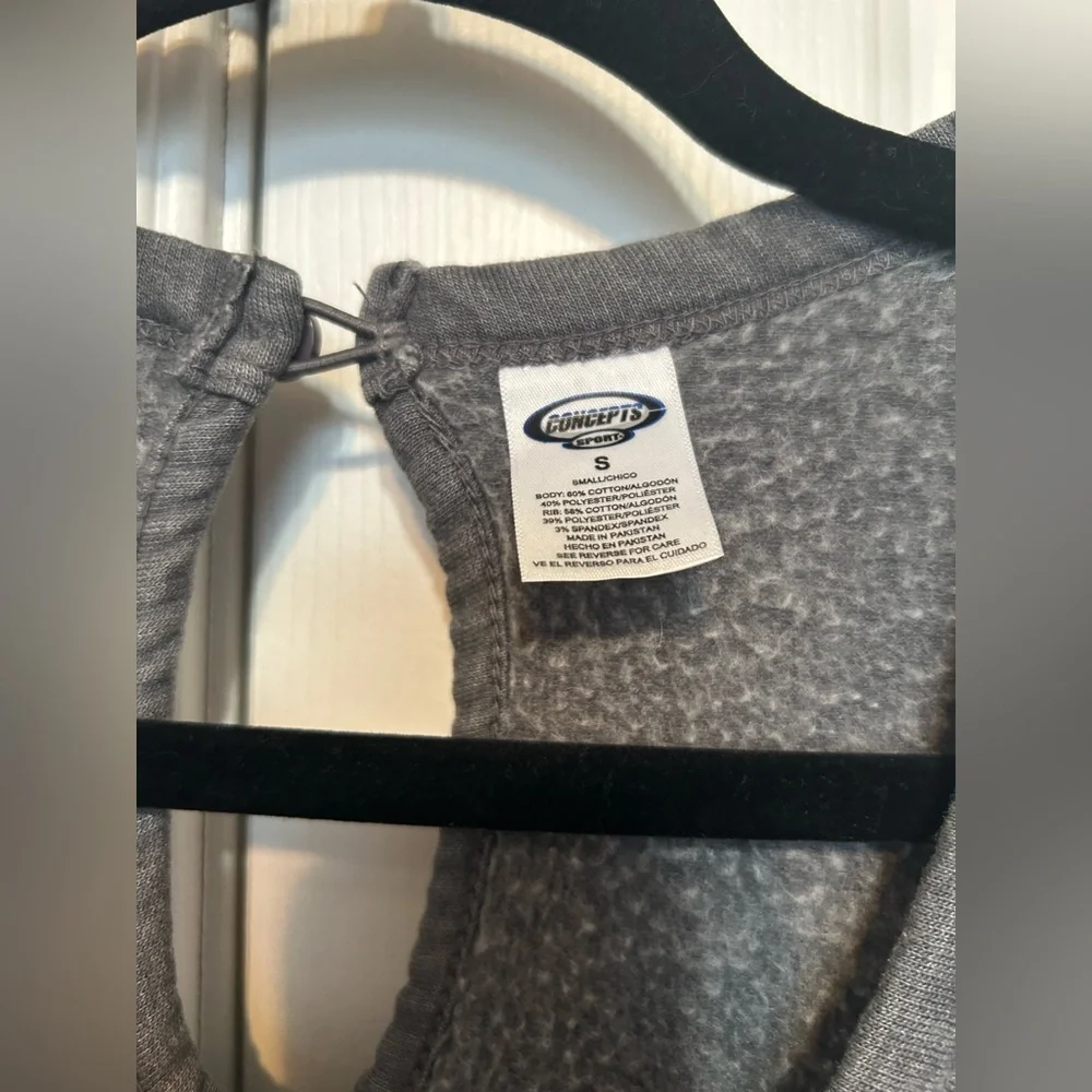 Gray Oklahoma Sleeveless Romper - Picture 3 of 3